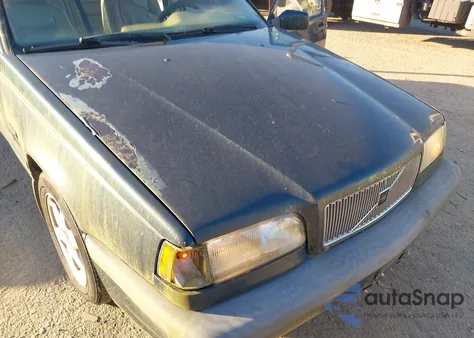 1997 Volvo 850 Gt z USA, uszkodzony, nr VIN YV1LS5548V2395017